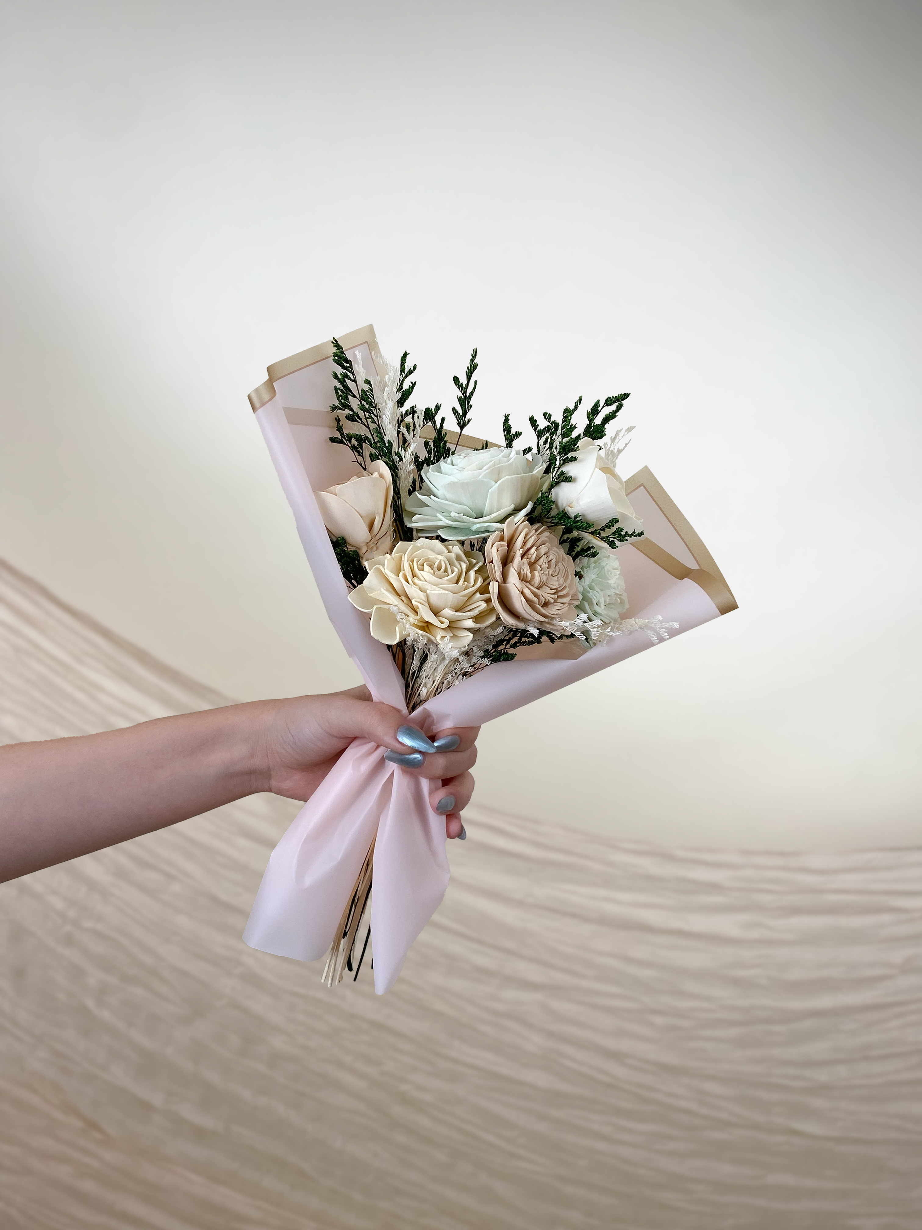 Evergreen Mini Cream & Sage Deluxe Bouquet