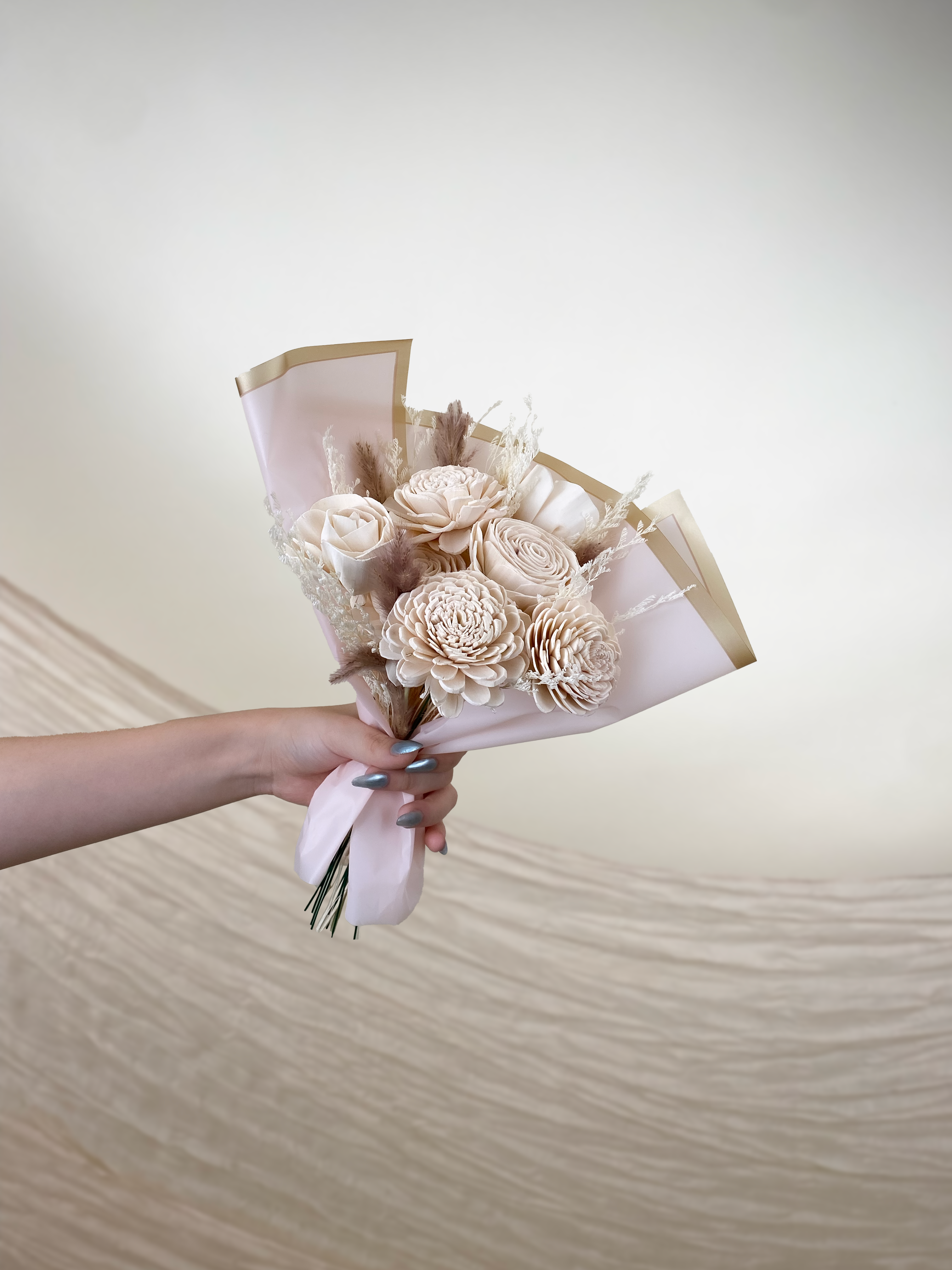 Evergreen Mini Jazmine Flower Deluxe Bouquet