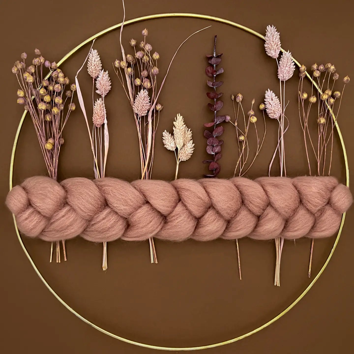 Merino Wool & Dried Flowers Wreath