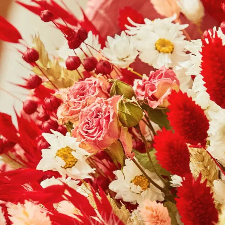 Dried Flowers - Field Bouquet - Red Velvet - Medium Size - Valentines Day